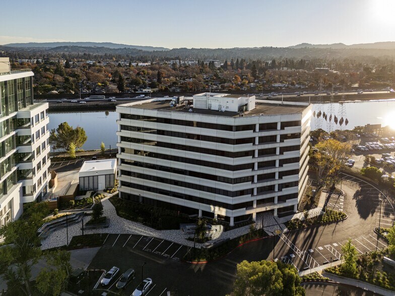 More Photos Of 567 Airport Blvd, Burlingame Office For Lease