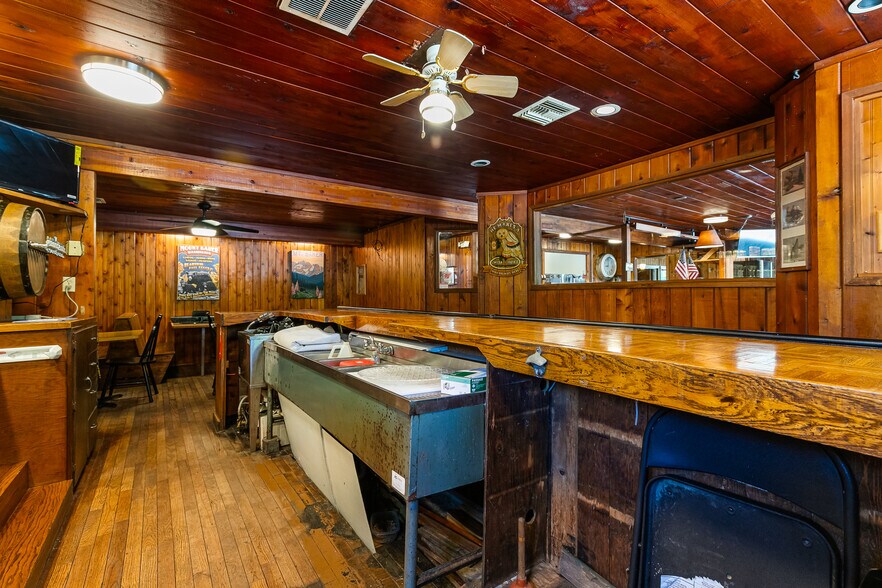More Photos Of 7461 MT Baker Hwy, Deming Restaurant For Sale