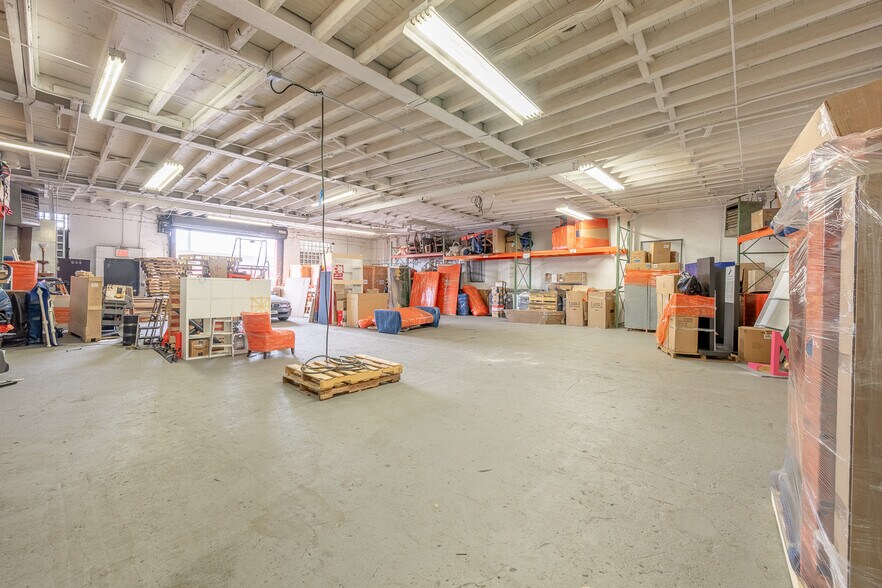 More Photos Of 3412 Borden Ave, Long Island City Warehouse For Sale