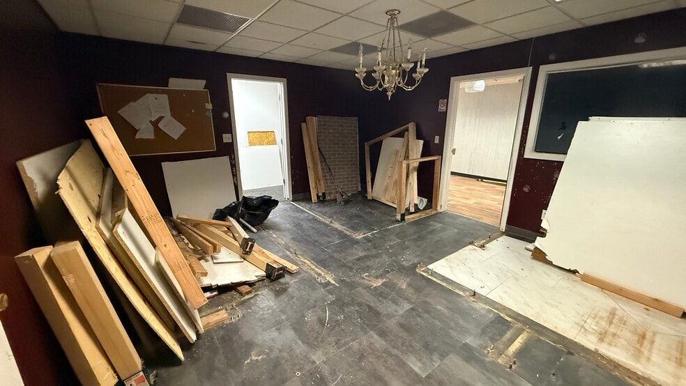 More Photos Of 937 Stefko Blvd, Bethlehem Warehouse For Sale