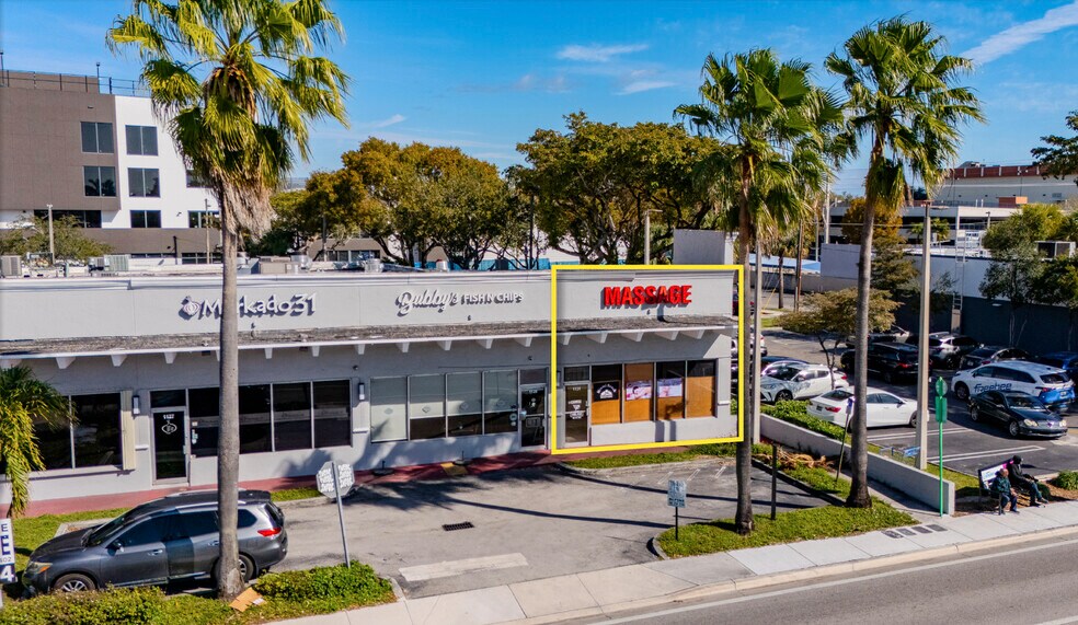 Primary Photo Of 16391 NE 11th Ave, North Miami Beach Freestanding For Lease