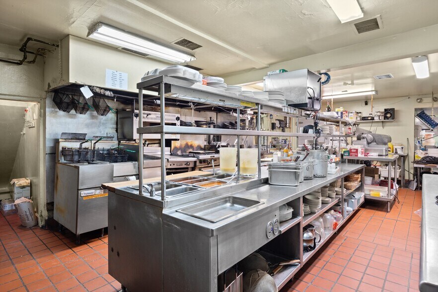 More Photos Of 100 W Maple Ave, Langhorne Restaurant For Sale