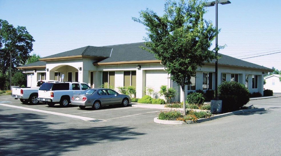 More Photos Of 6207 S Walnut St, Loomis Office Residential For Lease