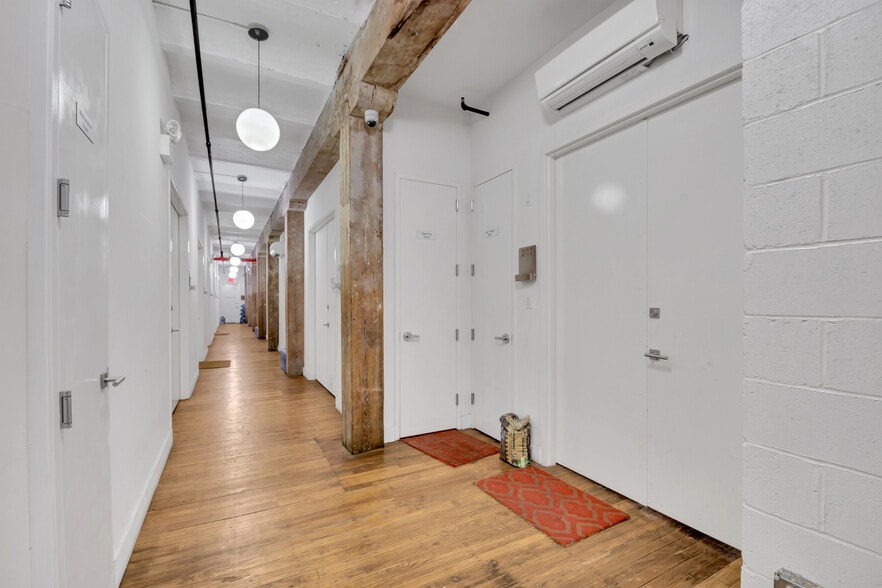 More Photos Of 199 Cook St, Brooklyn Office For Lease