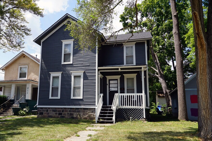 More Photos Of 213 Ballard St, Ypsilanti Apartments For Sale