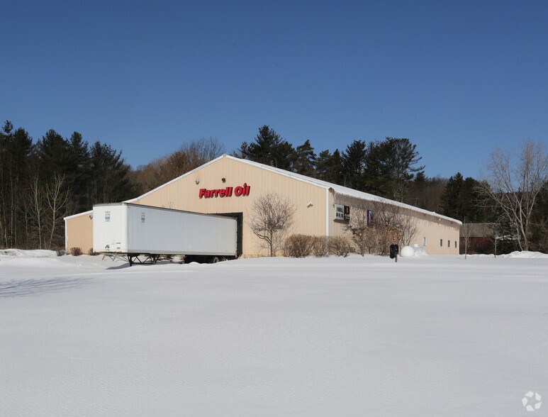 Primary Photo Of 891 Saratoga Rd, Gansevoort Warehouse For Lease