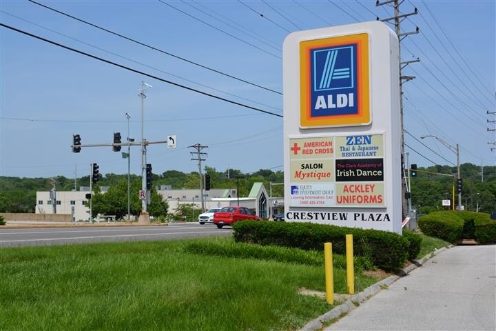 More Photos Of 9222-9280 Watson Rd, Crestwood General Retail For Lease