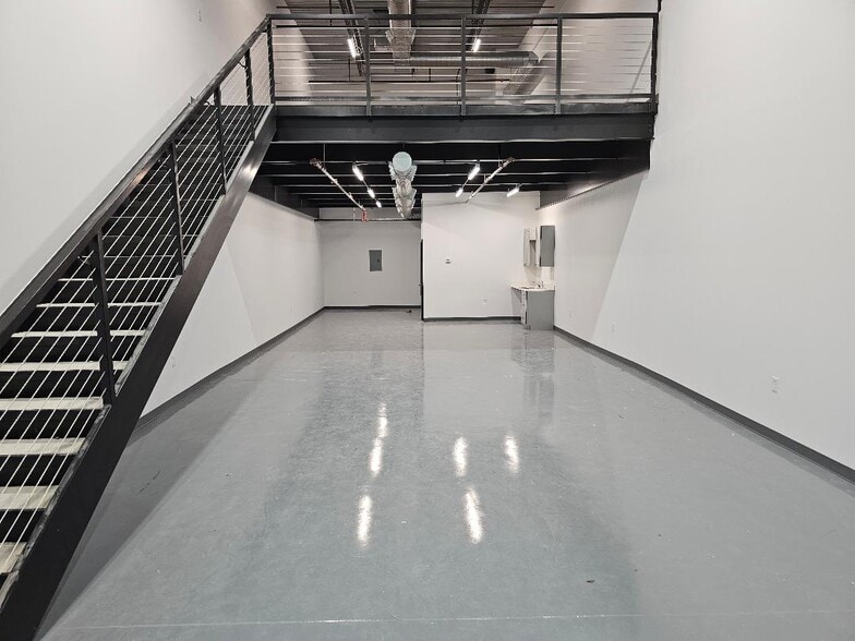 More Photos Of 2601 TX-121, Lewisville Light Distribution For Sale
