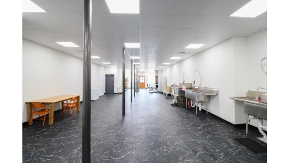 More Photos Of 717 Rose St, La Crosse General Retail For Lease