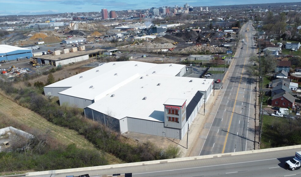 More Photos Of 4093 New Castle Ave, New Castle Self Storage For Sale