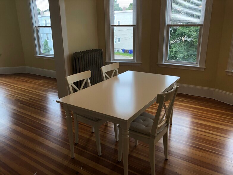 More Photos Of 96 Franklin St, Brookline Storefront Retail Residential For Sale