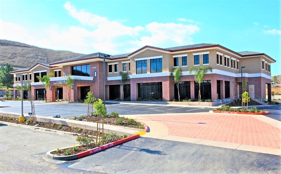 More Photos Of 15944 Los Serranos Country Club Dr, Chino Hills Coworking Space