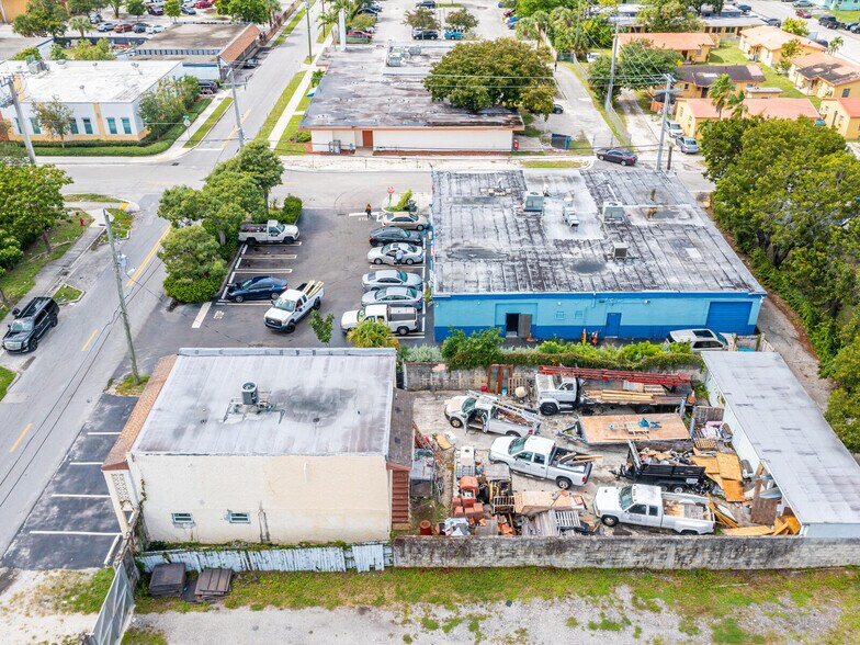 More Photos Of 1021 NW 1st St, Fort Lauderdale Warehouse For Sale