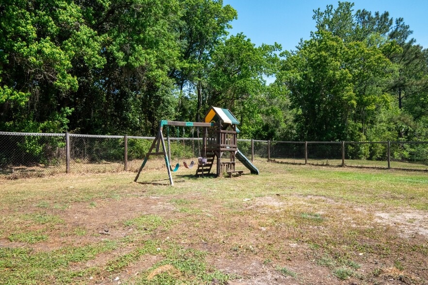 More Photos Of 6120 New Jesup Hwy, Brunswick Apartments For Sale