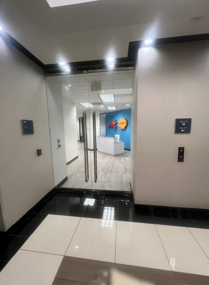 More Photos Of 5220 Spring Valley Rd, Dallas Office For Lease