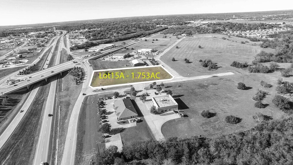 More Photos Of 00 Commerce Way, Kaufman Land For Sale