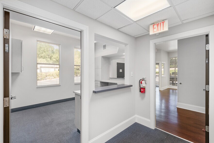 More Photos Of 1014 NW 57th St, Gainesville Medical For Lease