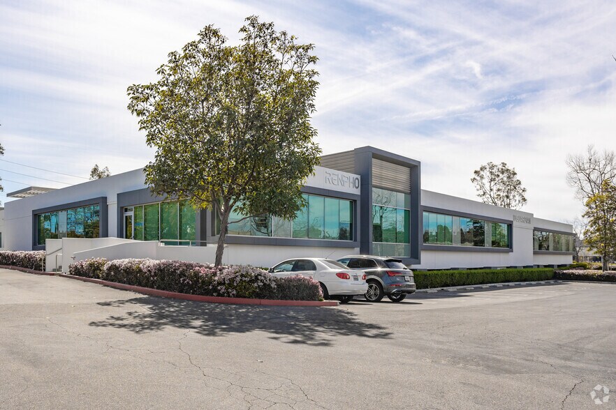 More Photos Of 17838-17880 Fitch, Irvine Loft Creative Space For Lease