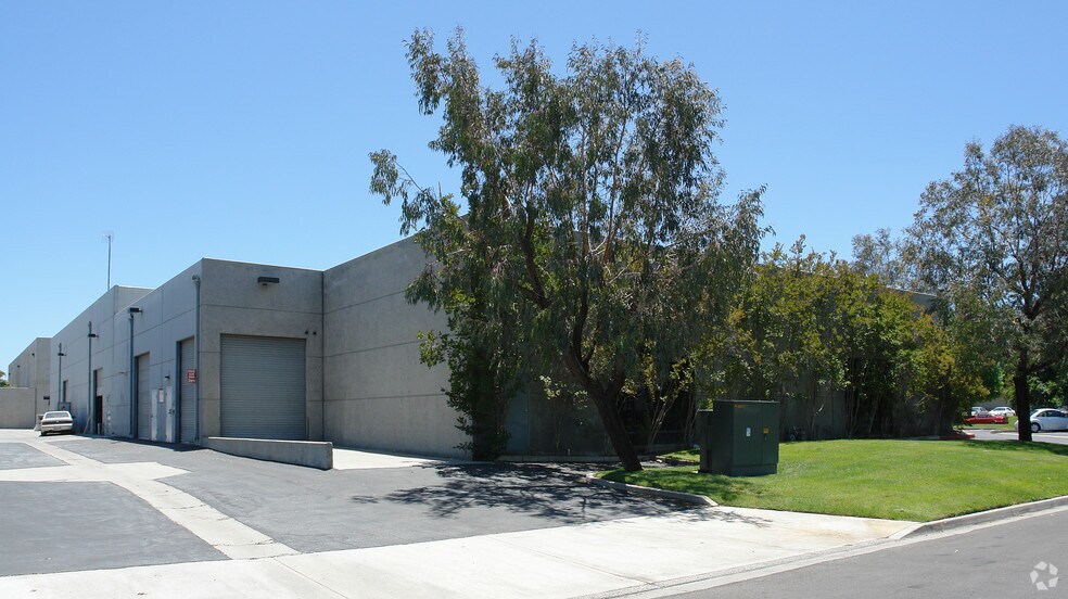 More Photos Of 27460 Aqua Vista Way, Temecula Manufacturing For Lease