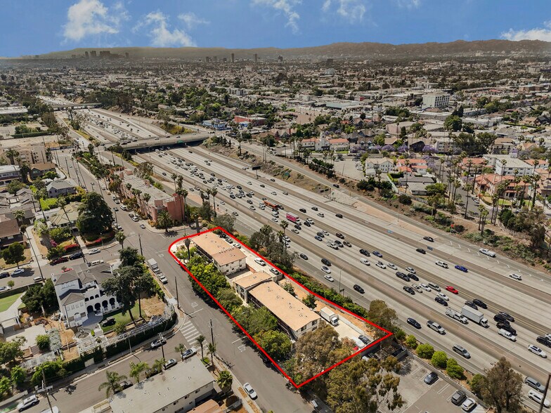 More Photos Of 1973-2015 W 22nd St, Los Angeles Apartments For Sale