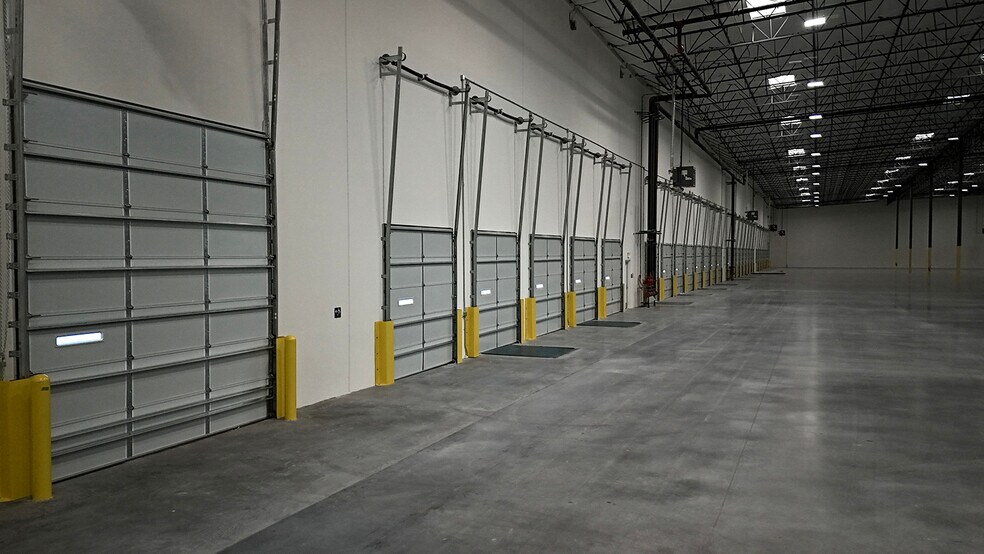 More Photos Of 2955 Clayton, North Las Vegas Distribution For Lease