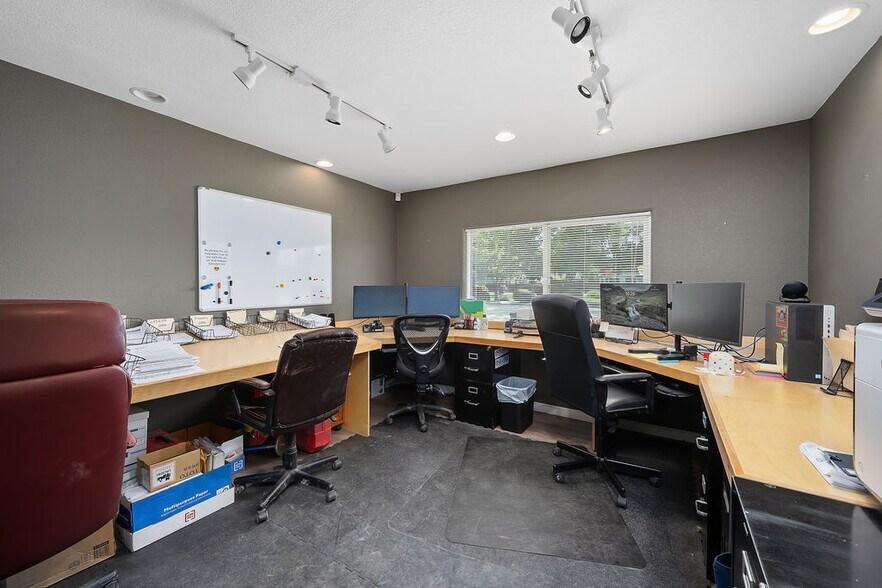 More Photos Of 1680 El Camino Real, Atascadero Office For Sale