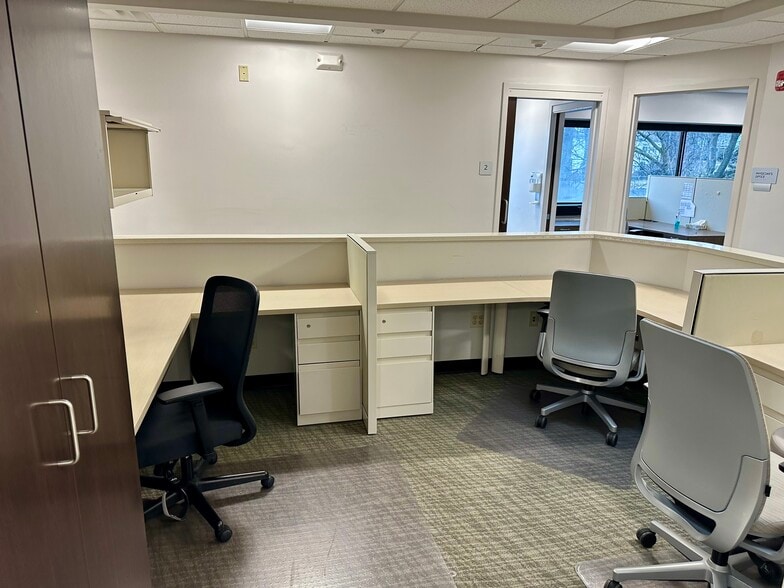 More Photos Of 148 East Ave, Norwalk Medical For Sale