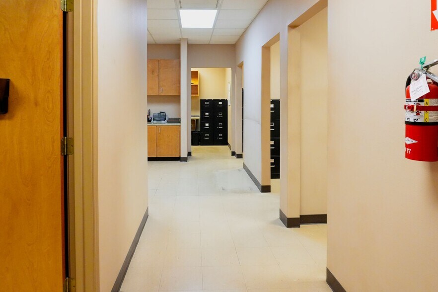 More Photos Of 9002 Leopard St, Corpus Christi Industrial For Sale