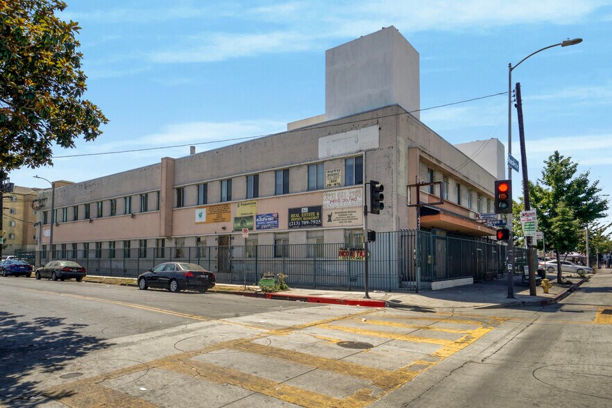 More Photos Of 1704 W Manchester Ave, Los Angeles Medical For Sale