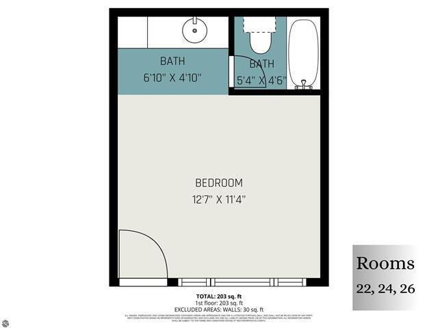 More Photos Of 1100 E Bay St, East Tawas Hotel For Sale