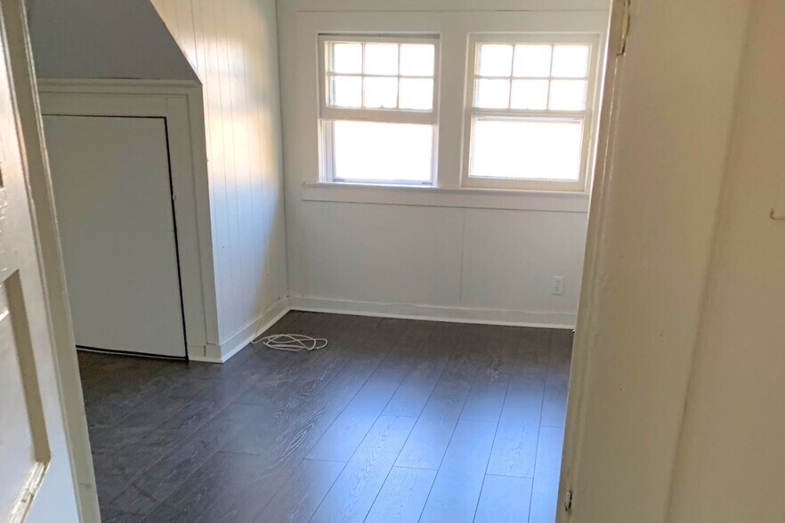 More Photos Of 2095 Montauk Hwy, Amagansett Restaurant For Lease