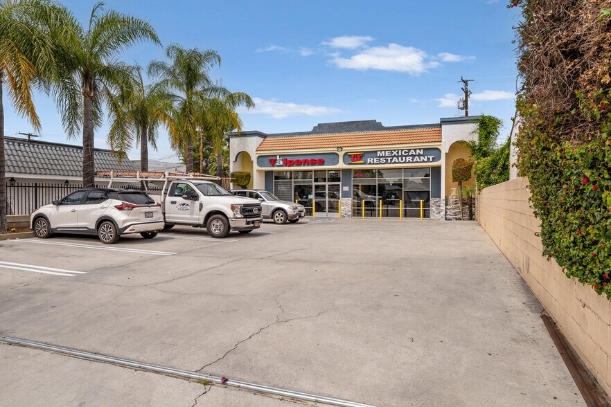 More Photos Of 715 N Maclay Ave, San Fernando Restaurant For Sale