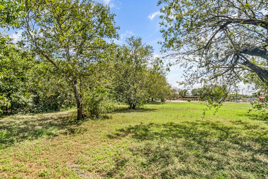 More Photos Of 115 Genevieve Dr, San Antonio Land For Sale