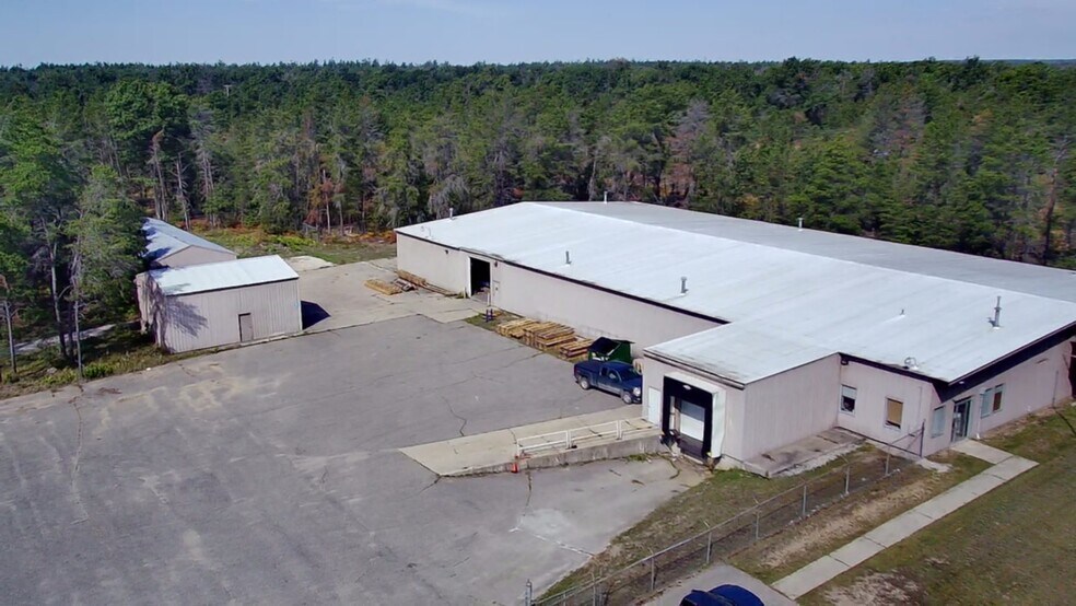 Primary Photo Of 4364 W North Down River Rd, Grayling Manufacturing For Sale