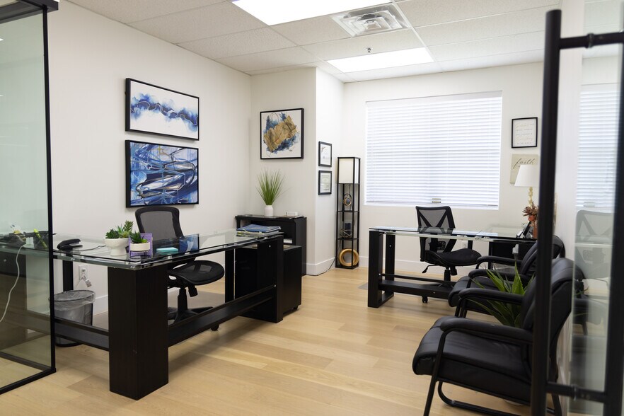 More Photos Of 515 W Southlake Blvd, Southlake Medical For Lease