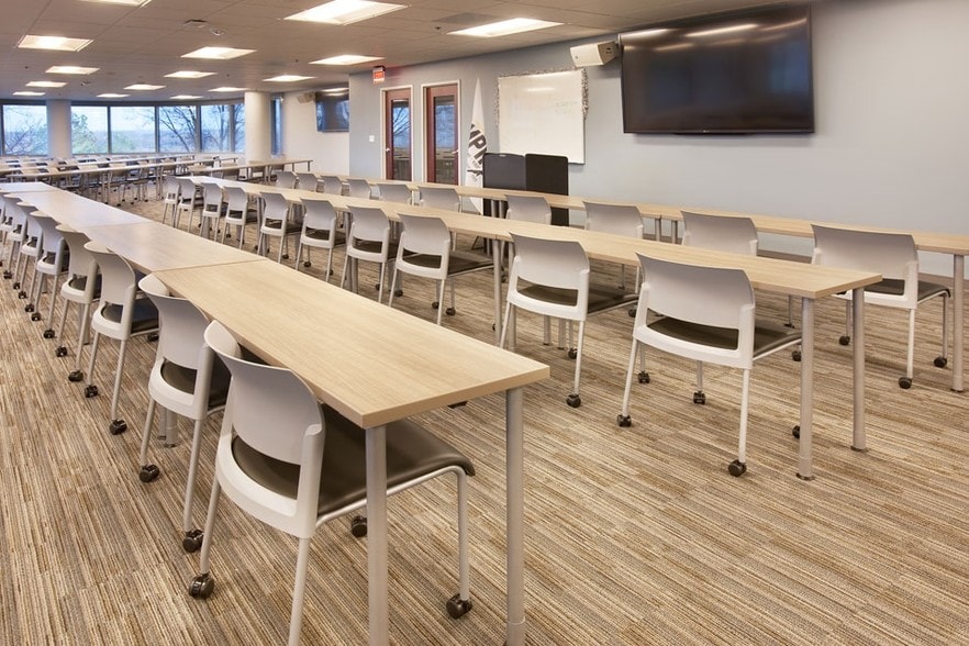 More Photos Of 6404 Ivy Ln, Greenbelt Unknown For Lease