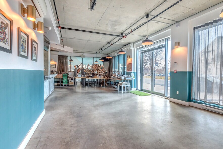 More Photos Of 250 Rue Gary-Carter, Montréal Apartments For Lease