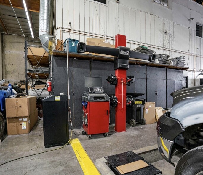 More Photos Of 12301 Sherman Way, North Hollywood Warehouse For Lease