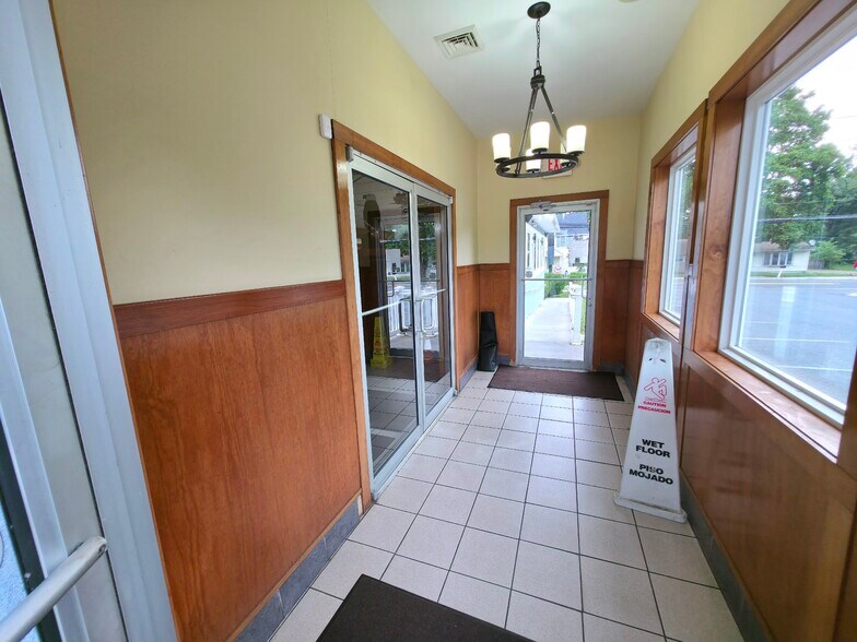 More Photos Of 127 Trenton Rd, Browns Mills Restaurant For Lease