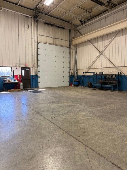 More Photos Of 900 Lima Ave, Findlay Warehouse For Sale