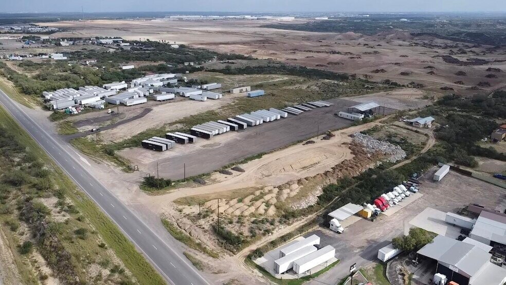 More Photos Of 21316 Mines Rd, Laredo Land For Lease