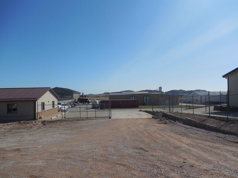 More Photos Of 7875 Black Hawk Rd, Black Hawk Flex For Sale