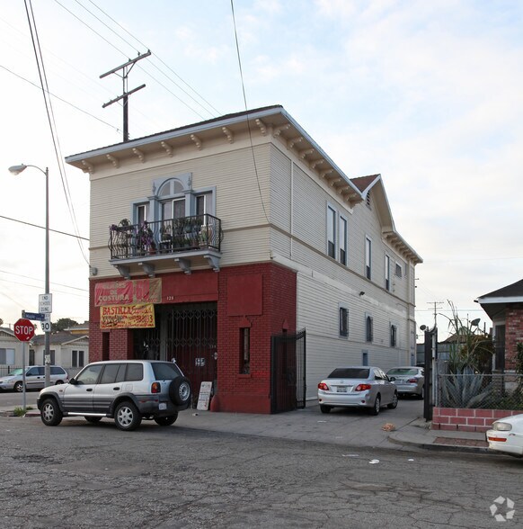 Primary Photo Of 328 E 24th St, Los Angeles Storefront Retail Residential For Sale