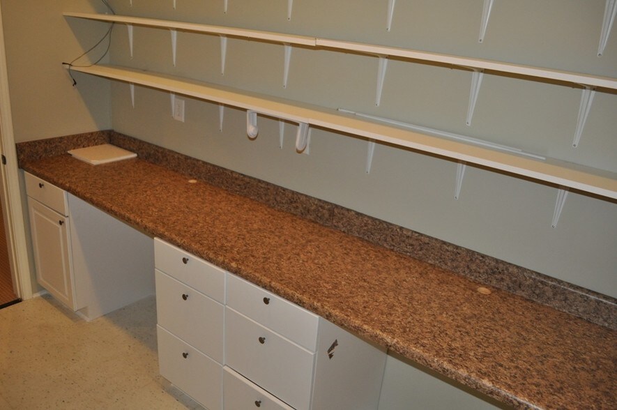 More Photos Of 4330 S Lee St, Buford Medical For Lease