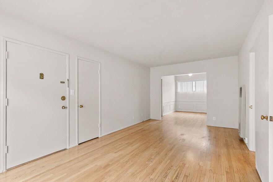 More Photos Of 123-129 N Jackson St, Glendale Apartments For Sale