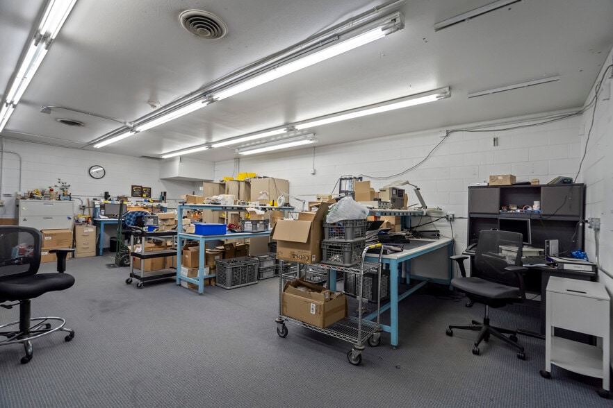 More Photos Of 4985 N 30th St, Colorado Springs Manufacturing For Sale