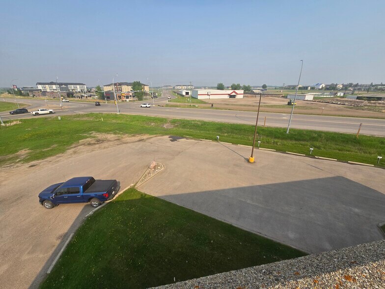 More Photos Of 5201 44 St, Bonnyville Industrial For Sale