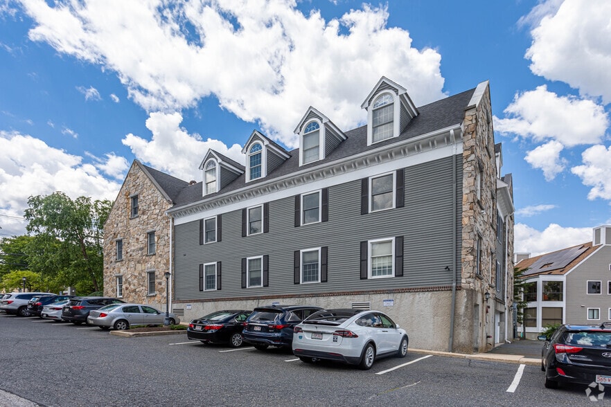 More Photos Of 10 Union St, Natick Medical For Sale