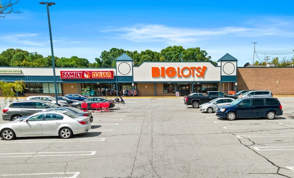 More Photos Of 219 S Main St, Attleboro Freestanding For Sale