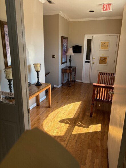 More Photos Of 2313 Market Pl, Huntsville Office For Sale